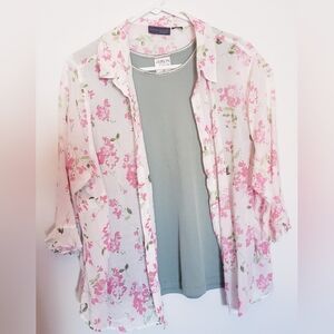Women's XL Floral Button Down Shirt With Sage Under Tank